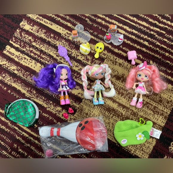 three dolls: Marsha Mello, Melodine, and Pinkie Cola. Shopkins. - Picture 1 of 11